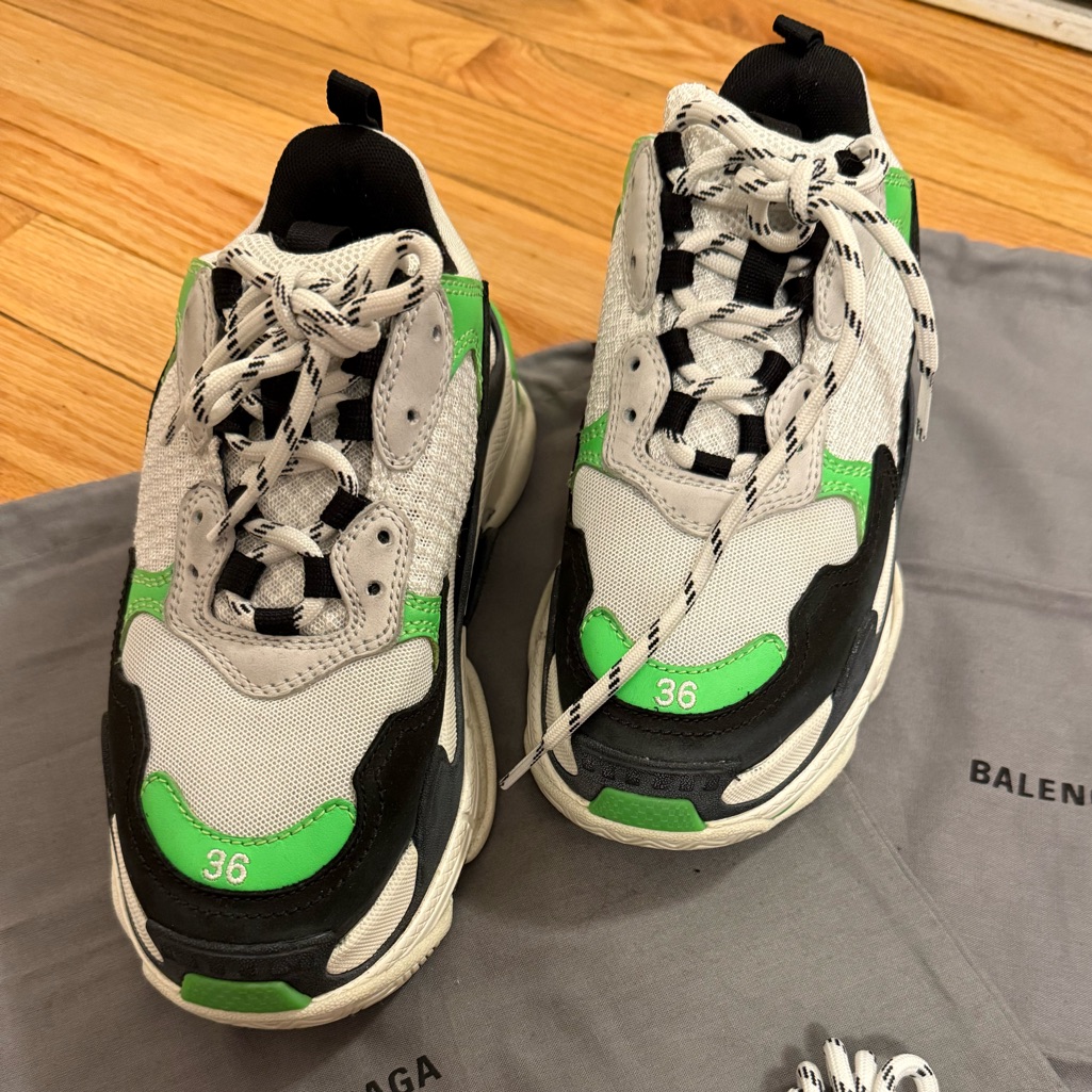 Women's Balenciaga Triple S Sneaker